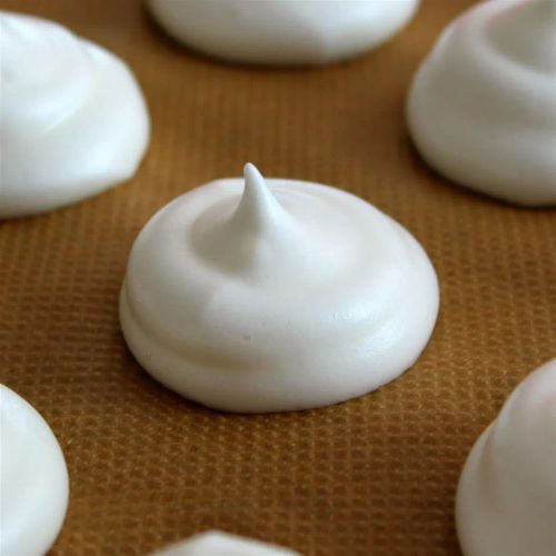 Vegan Rose Meringues