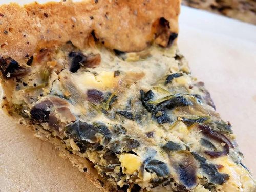 Mushroom and Spinach Tart with Cracker Crust