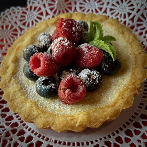 Easy Mini Lemon Tarts with Shortbread Crust