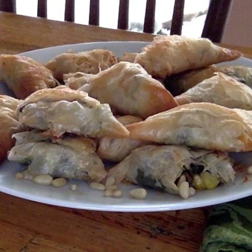 Spinach Triangles (Fatayer Sabanegh)