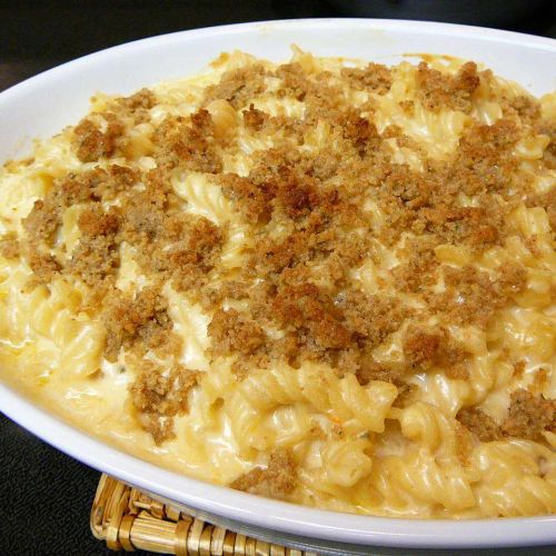 Kicked Up Mac and Cheese