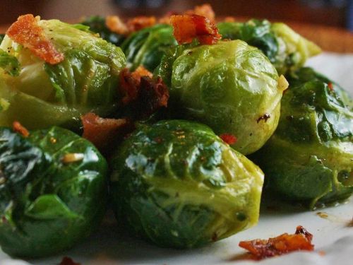 Garlic Brussels Sprouts with Crispy Bacon