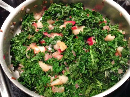 Sauteed Kale with Apples