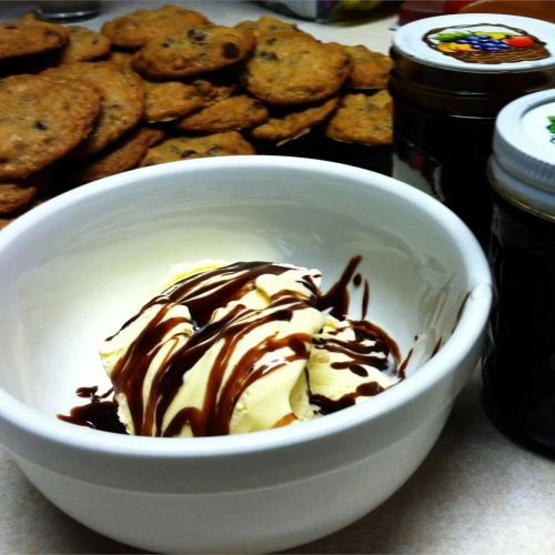 Sue's Hot Fudge Sauce