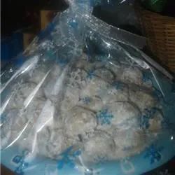 Pecan Snowball Cookie Bites