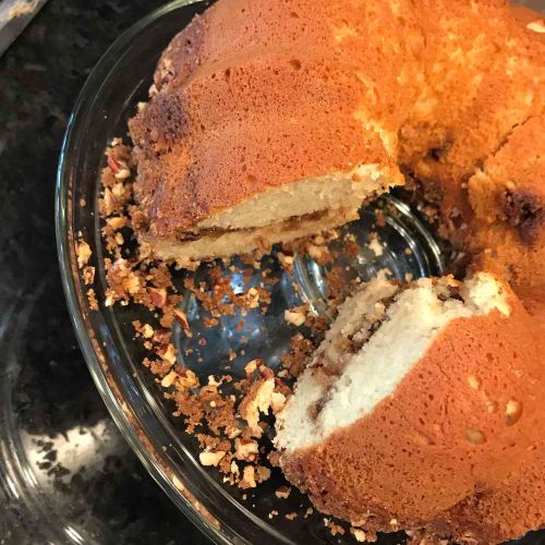 Awesome Yogurt Coffee Cake with Brown Sugar-Cinnamon Topping