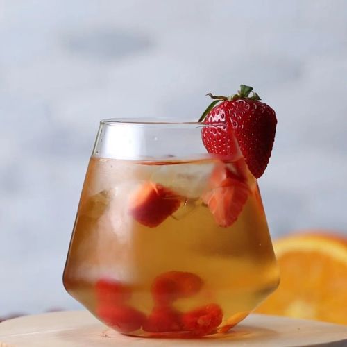 Sangria: The Berry Entertaining