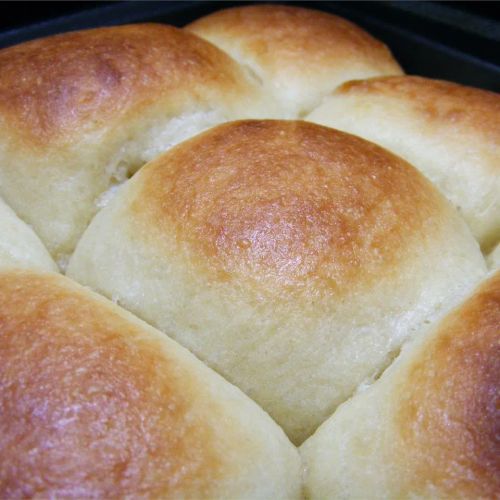 High Rise Dinner Rolls