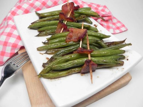 Bacon-Wrapped Sweet Green Bean Bundles