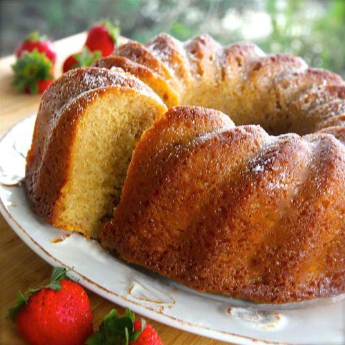 White Wine Pound Cake