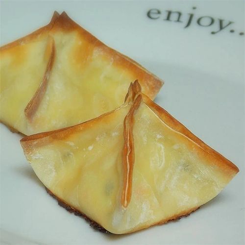 Creamy Cheese Wontons