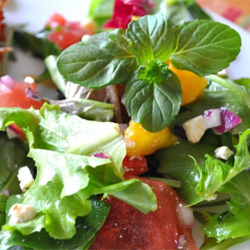 Refreshing Summertime Salad