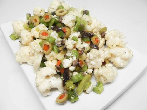 Muffuletta-Inspired Cauliflower Salad