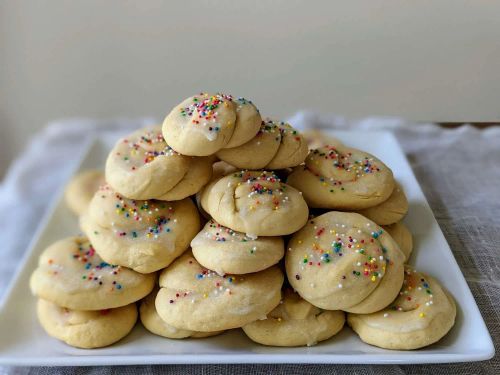 Italian Knot Cookies