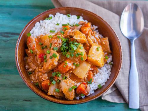 Slow Cooker Chicken Massaman Curry