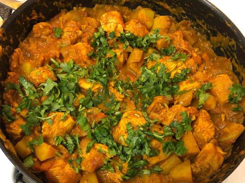 Bengali Chicken Curry with Potatoes