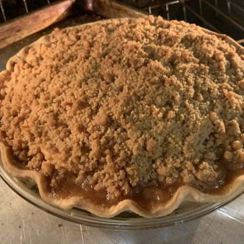 Blue Ribbon Apple Crumb Pie