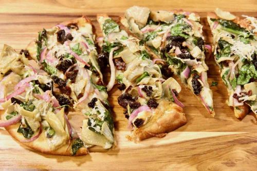 Spinach-Artichoke Garlic Naan Pizza