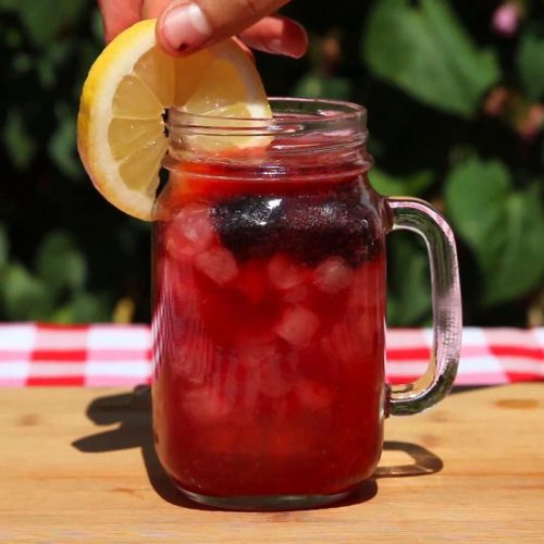 Blackberry Whiskey Lemonade