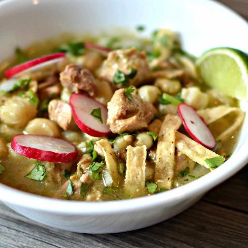 Slow Cooker Chicken Pozole Blanco