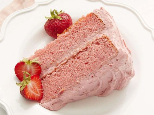 Best Strawberry Cake from Scratch