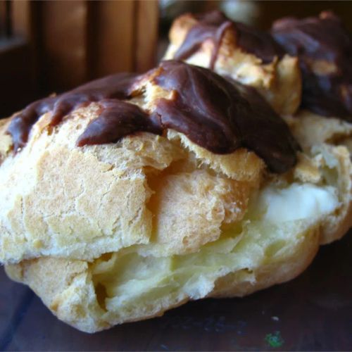 Almond Cream-Puff Ring