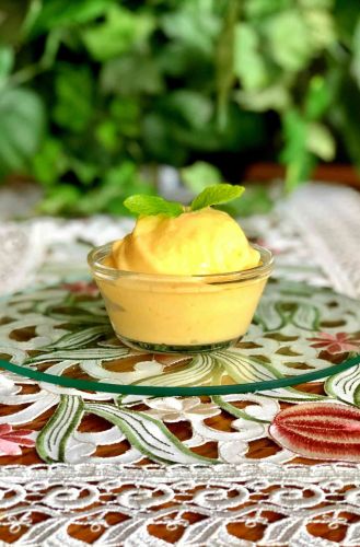 Vegan Mango Ice Cream