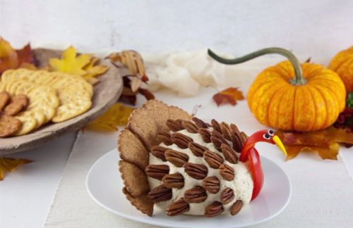 Turkey Cheese Ball for Thanksgiving