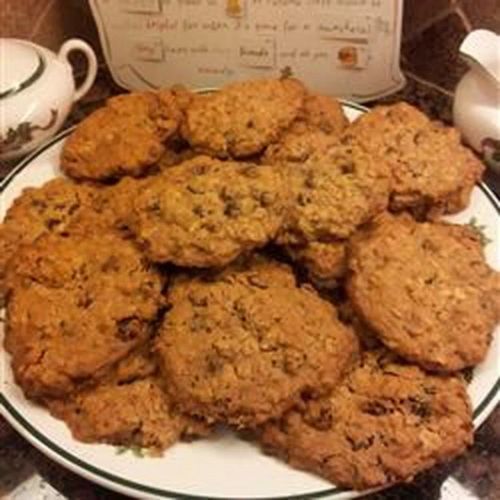 Gluten-Free Egg-free Oatmeal Chocolate Chip and Raisin Cookies