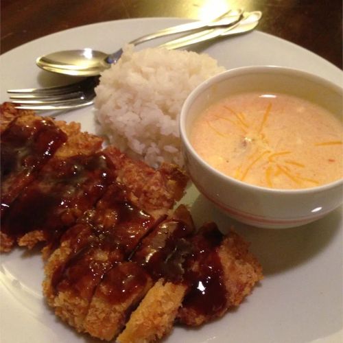 Lucy's Quick Tonkatsu Sauce