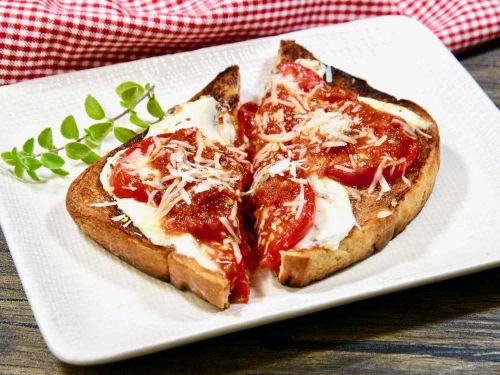 Pizza Toast with Burrata and Tomato