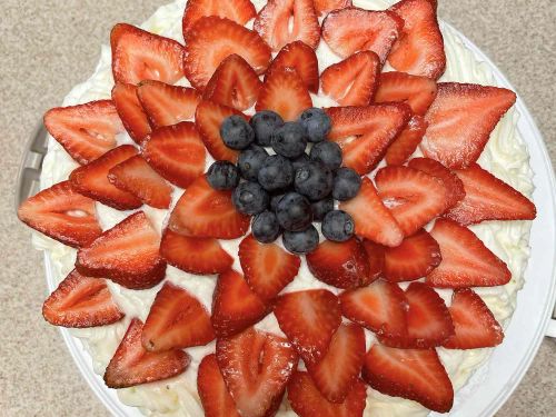 Strawberries and Cream Cake