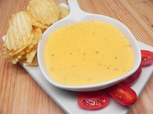 Super Easy Cheese Dip