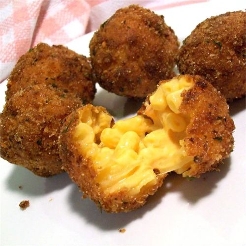 Fried Mac and Cheese Balls