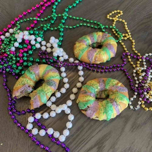 Easy Mini King Cakes