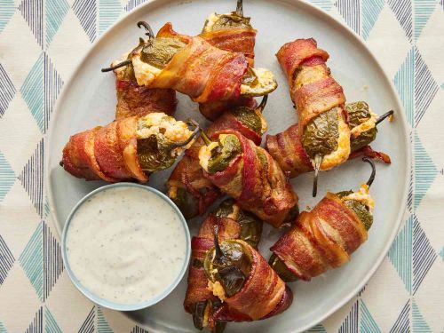 Bacon-Wrapped Jalapeño Poppers