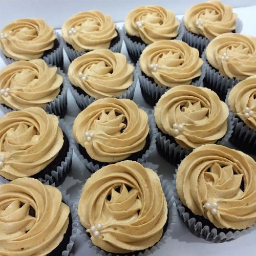 Fluffy Peanut Butter Frosting