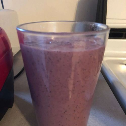 Marlene's Yogurt Berry Smoothie