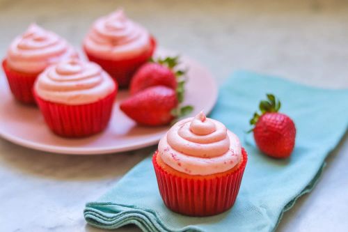 Strawberry Buttercream Frosting