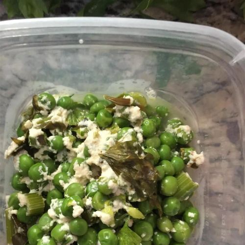 Low-Fat Celery and Peas with Cream