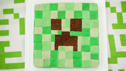 Mine Craft Creeper Cake