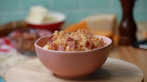 Mac & Cheese: Crunchy, Meaty Goodness