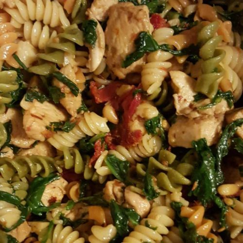 Spinach and Sun-Dried Tomato Pasta