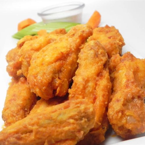 Easy Restaurant-Style Buffalo Chicken Wings