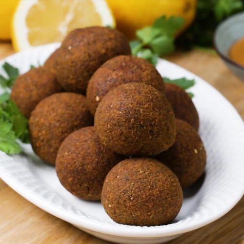 Classic Falafel And Tahini Sauce