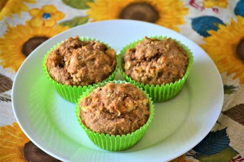 Oatmeal Apple Muffins