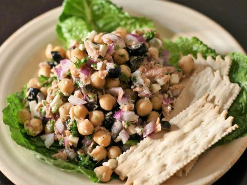 Tuna and Chickpea Salad