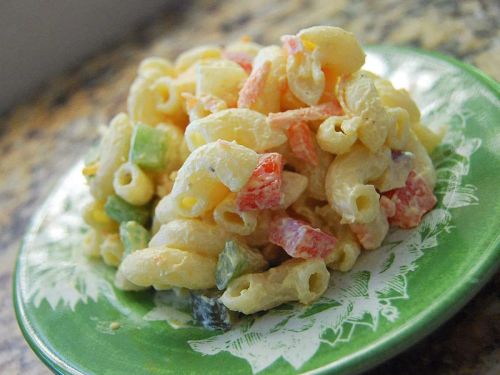 Macaroni Salad with Pickles