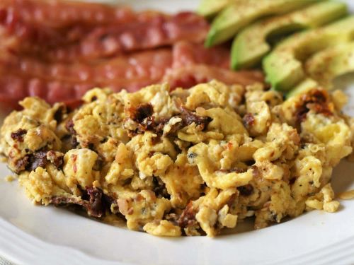 Scrambled Eggs with Sun-Dried Tomato