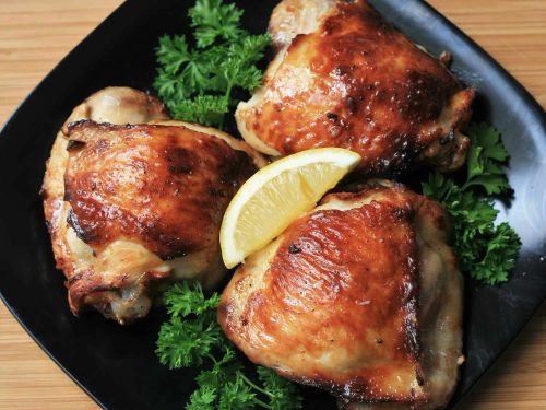 Keto Lemon-Garlic Chicken Thighs in the Air Fryer